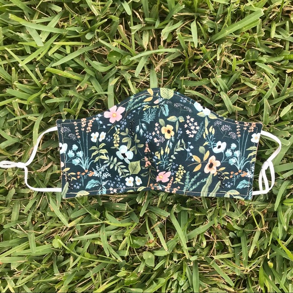 🌸 SOLD OUT - Picture 2 of 4